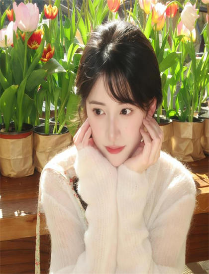 樱花电影最新免费观看国语版_好男人第一社区在线观看_男神插曲女生的视频完整版漫画